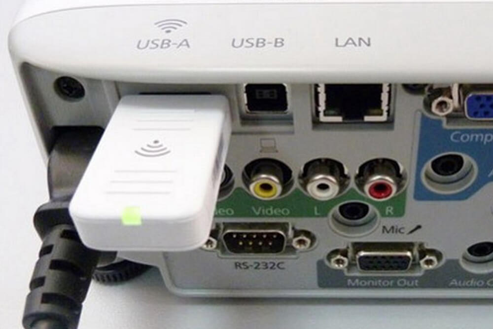 Wi-Fi подключение проектора